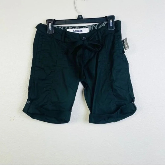 GARAGE Black Cargo Bermuda Shorts NWT Size 1 - Picture 2 of 6